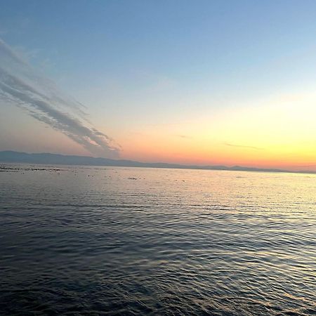 Summer Breeze Hotell Sooke Eksteriør bilde