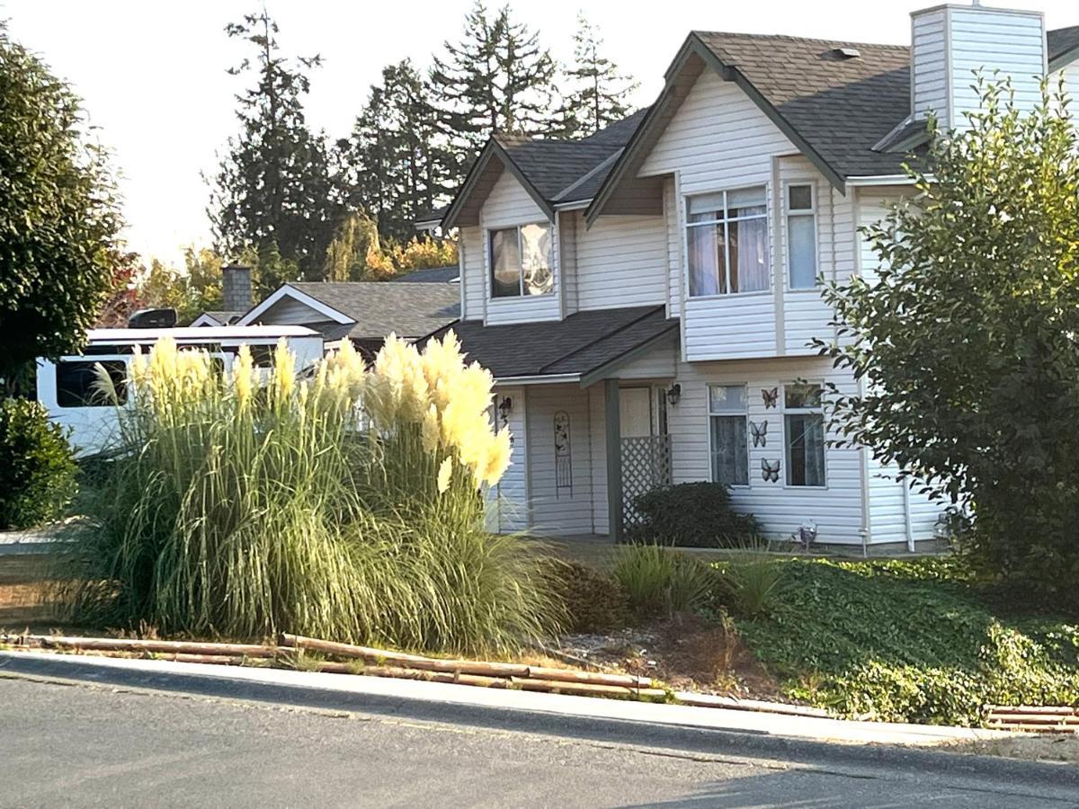 Summer Breeze Hotell Sooke Eksteriør bilde