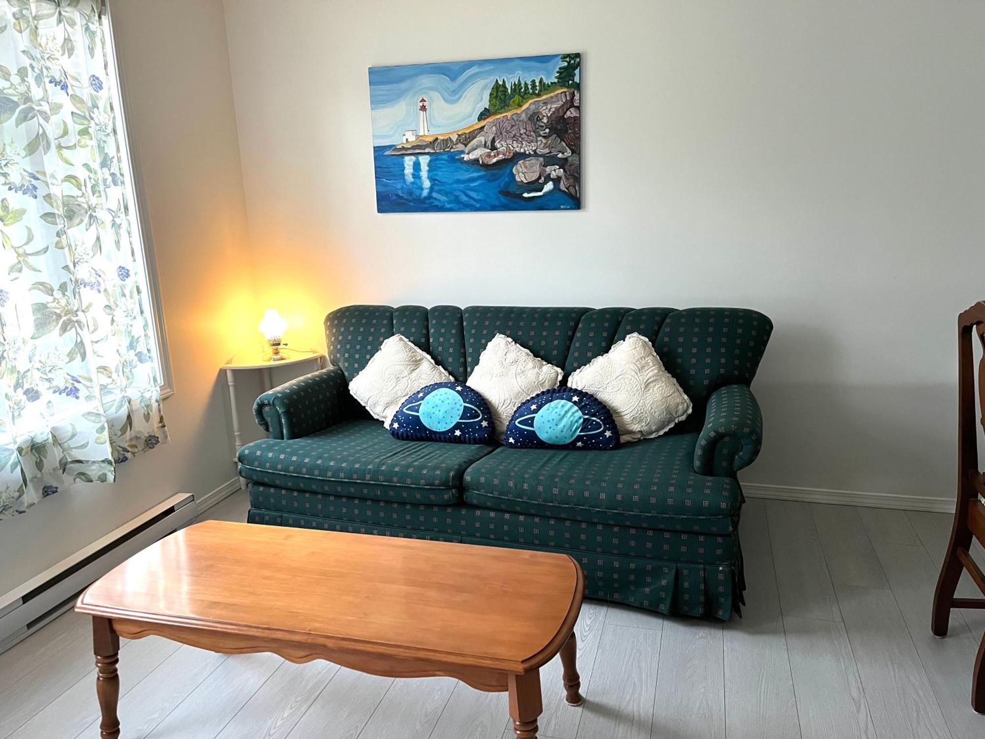 Summer Breeze Hotell Sooke Eksteriør bilde