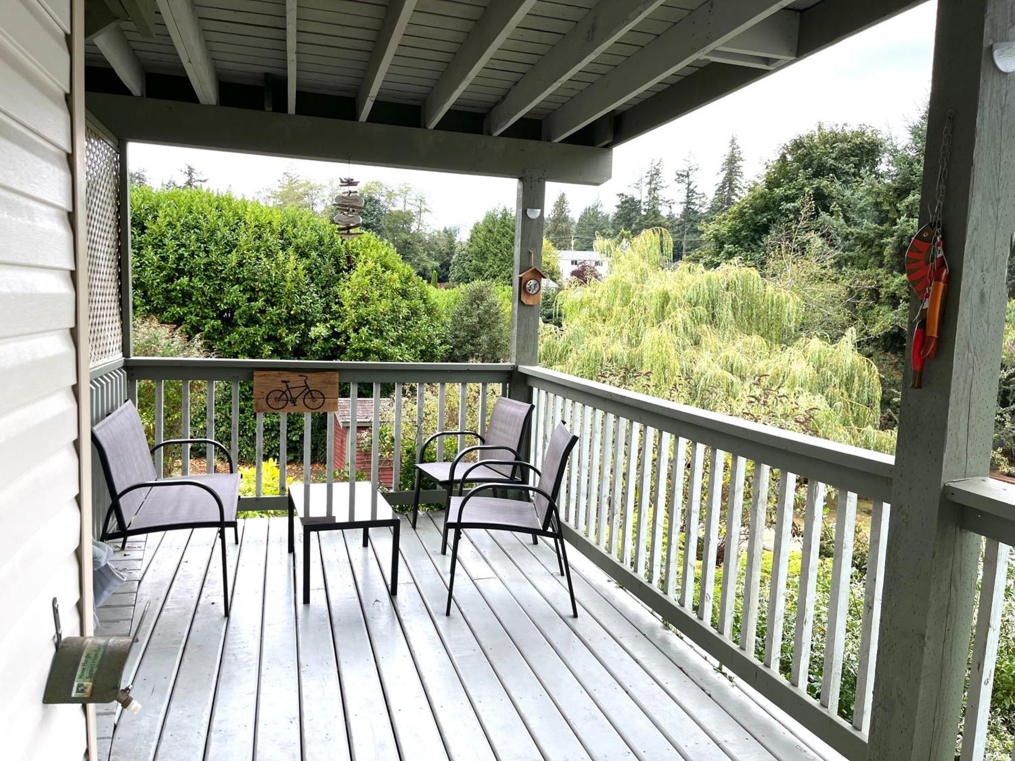 Summer Breeze Hotell Sooke Eksteriør bilde